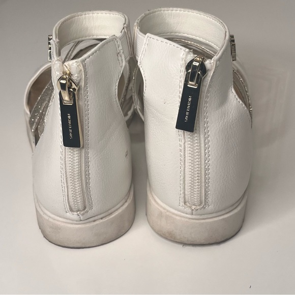 Micheal Kors kids sandals - Picture 2 of 5